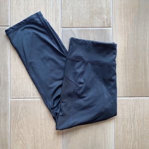 Grey Fitted Capri Leggings